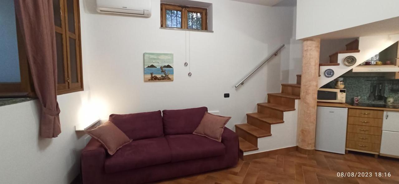 Allafontanina Minori